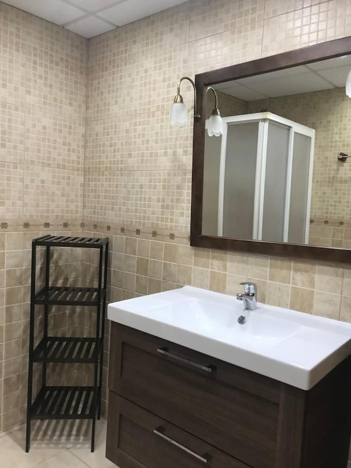 Espectacular Residencial En 1A Linea Con Piscina Apartment Бенахарафе Екстериор снимка