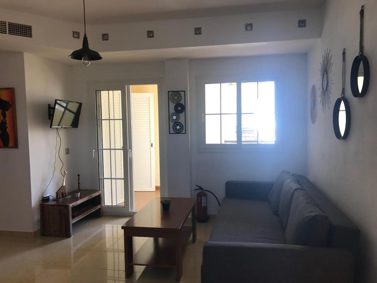 Espectacular Residencial En 1A Linea Con Piscina Apartment Бенахарафе Екстериор снимка